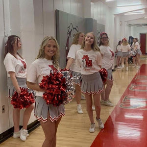 Meet your Posher, Makayla